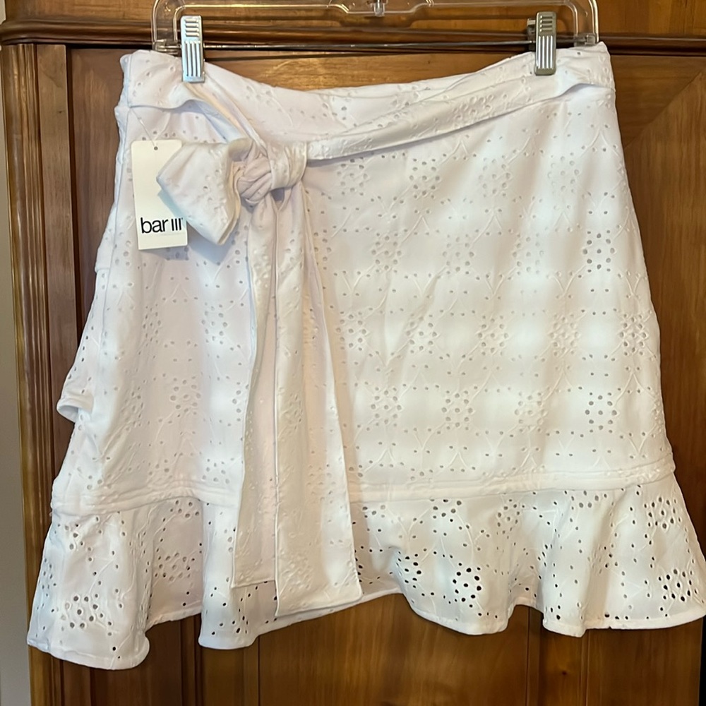 NWT White eyelet skirt. So soft and pretty
